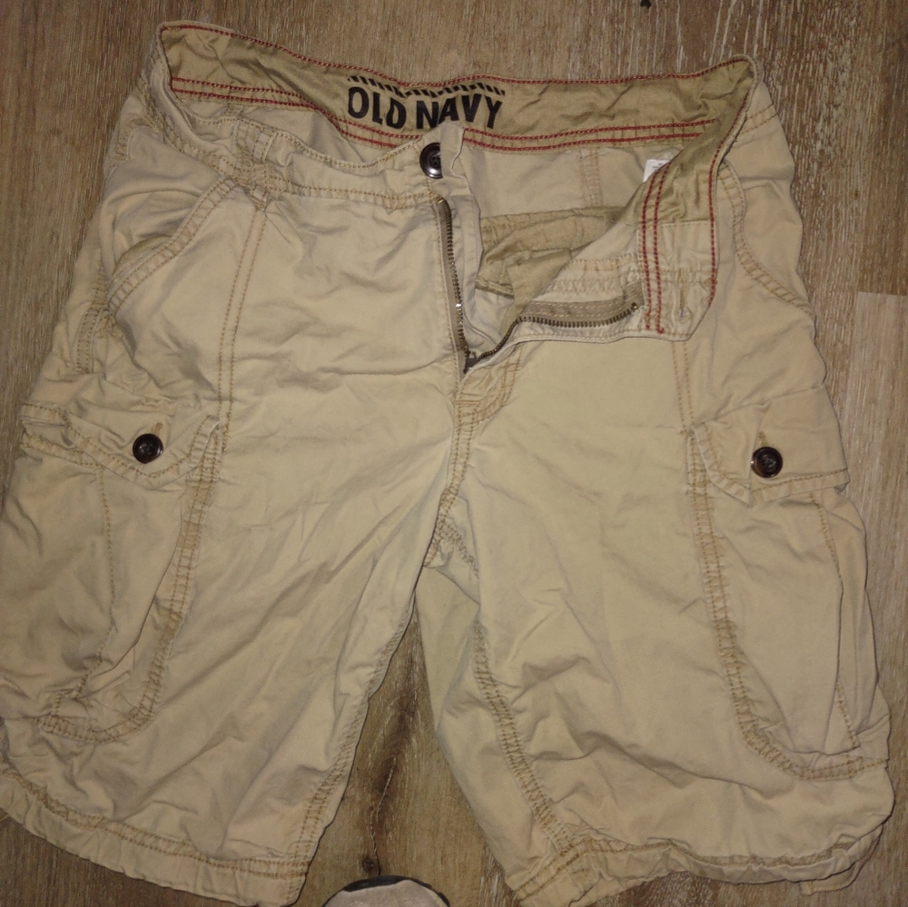 Old Navy Women's Tan Cargo Shorts